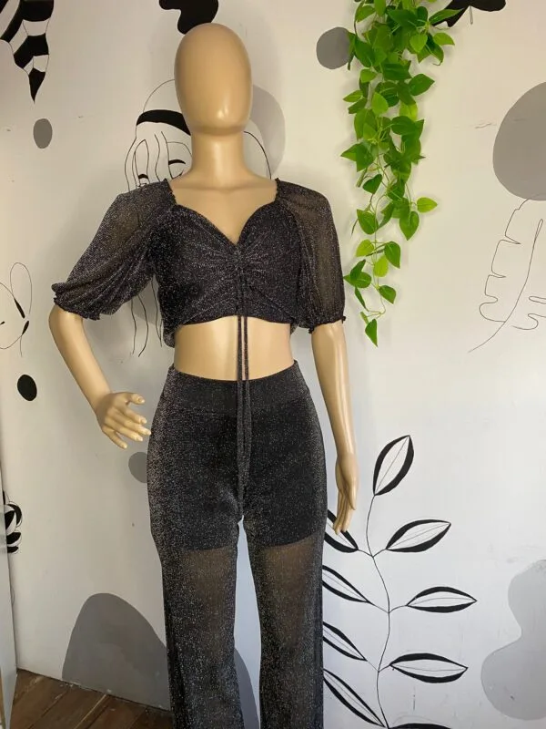 Conjunto negro