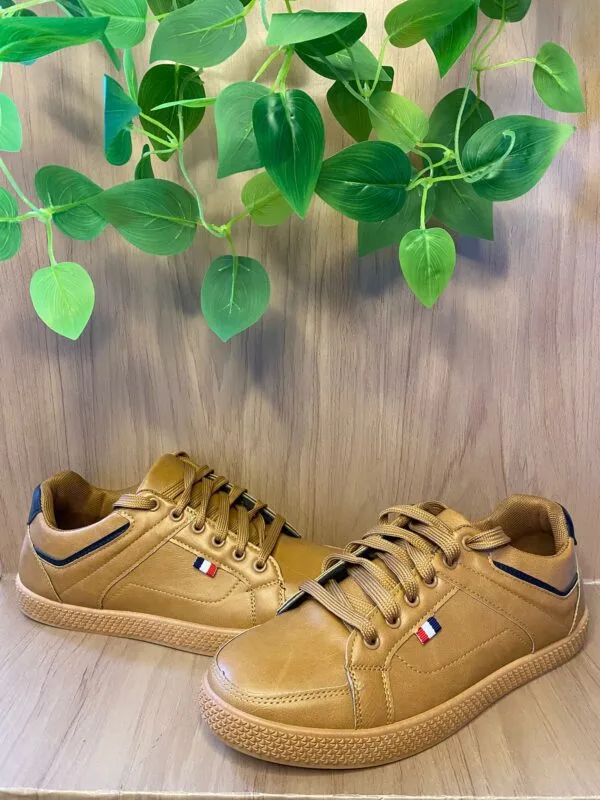 Championes de hombre color camel