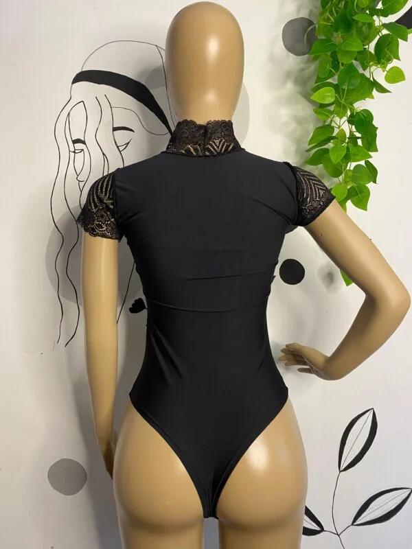 Body negro con encaje - Imagen 2